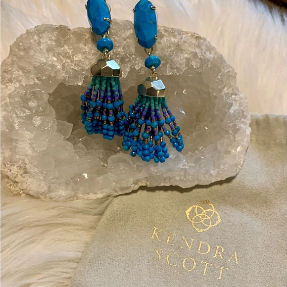 Kendra Scott Dove Statement Earrings - Picture 2 of 3